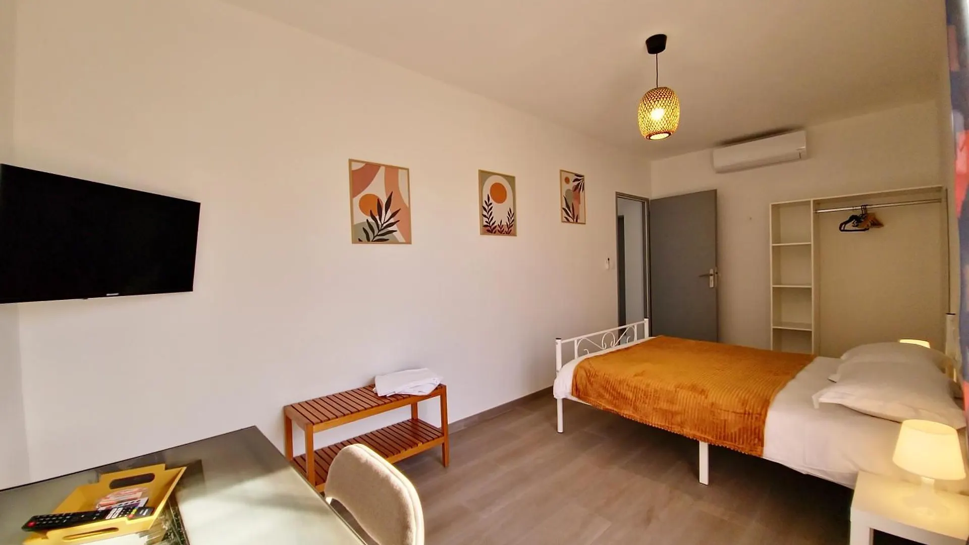 Urban Chambres Vénissieux 0*,  Frankrijk