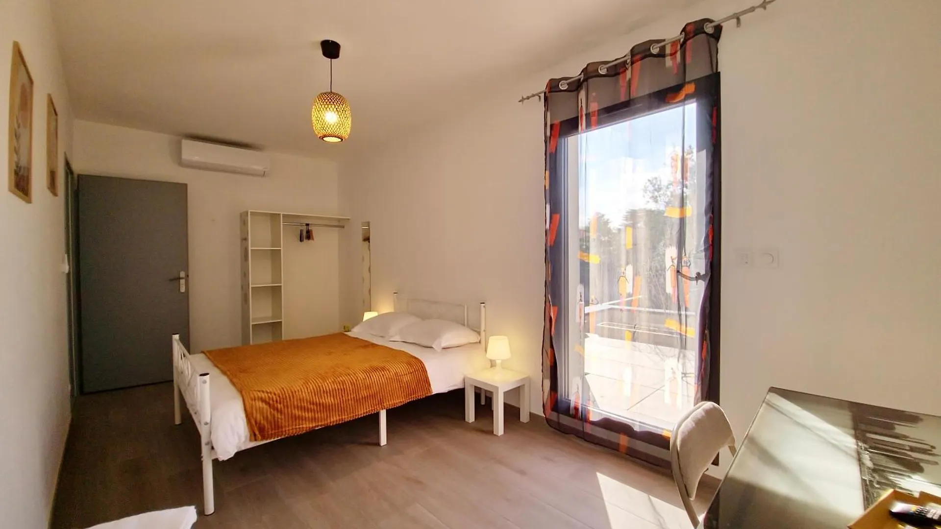 Bed & Breakfast Urban Chambres Vénissieux Frankrijk
